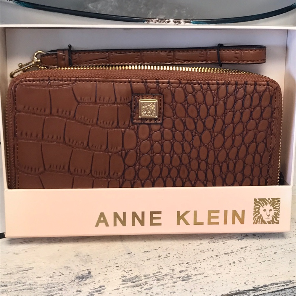 Brown Anne Klein wallet